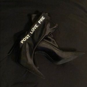 Zara “post love pre” text bootie